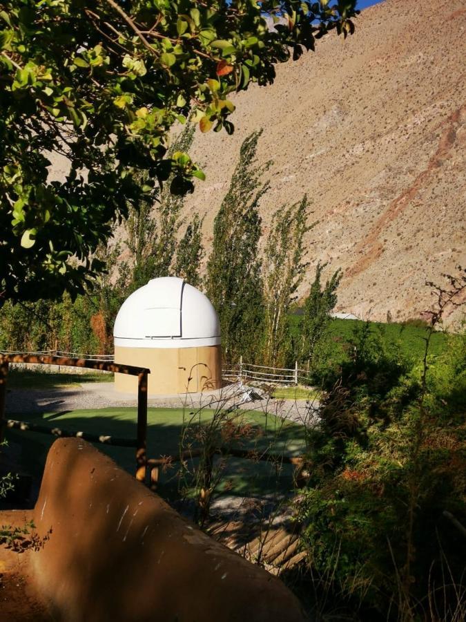 Refugio Misterios Del Elqui Bed & Breakfast Pisco Elqui Dış mekan fotoğraf