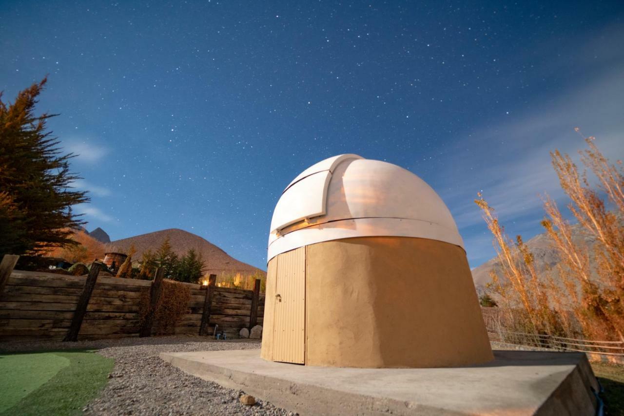 Refugio Misterios Del Elqui Bed & Breakfast Pisco Elqui Dış mekan fotoğraf